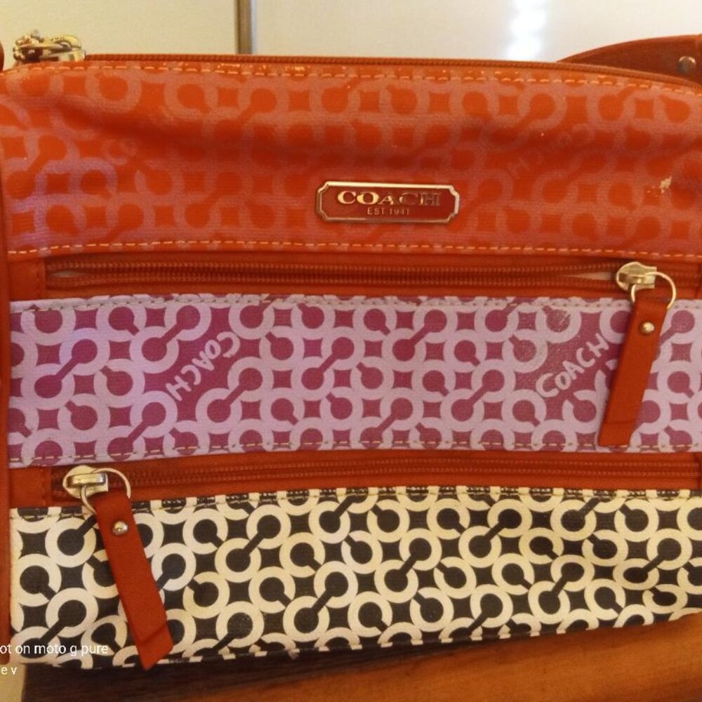 Coach cosmetic or handbag